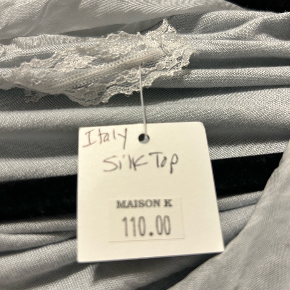Blouse - Picture 3 of 4